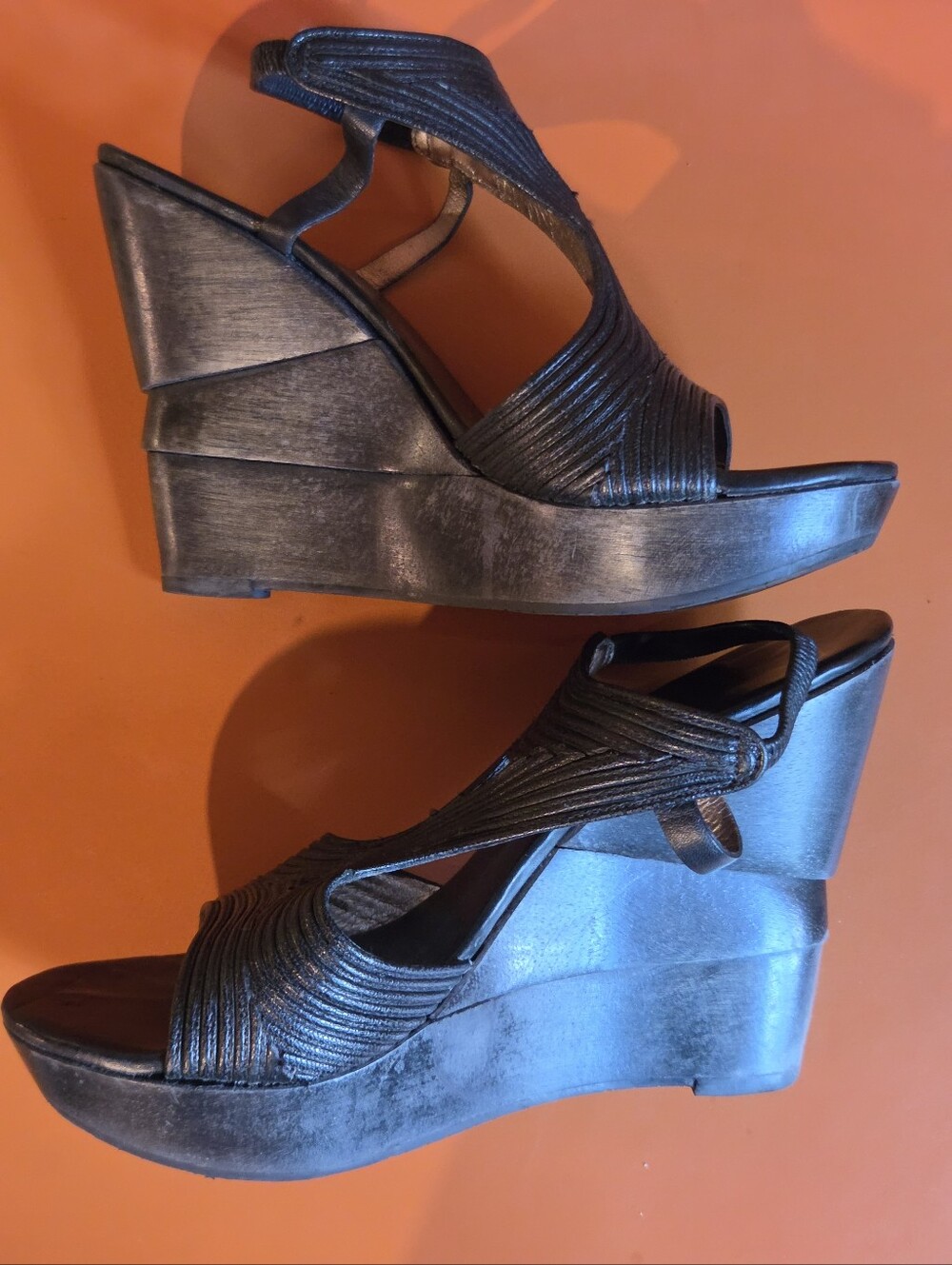DIANE VON FURSTENBERG Black Leather Wedge Sandals Women US 7.5
